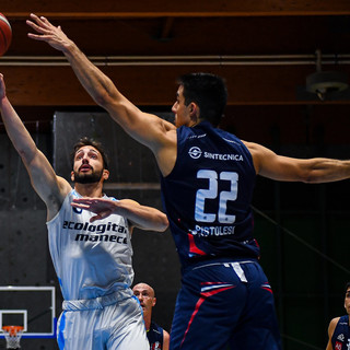 BASKET Sestri torna alla vittoria in Serie B nella sfida salvezza contro Castelfiorentino