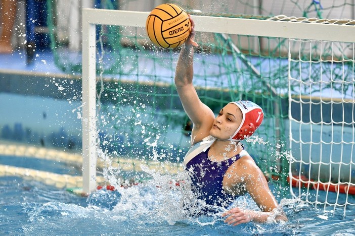 PALLANUOTO A1F: IL BOLOGNA LA METTE SUL FISICO, IL BOGLIASCO LA VINCE DI CLASSE