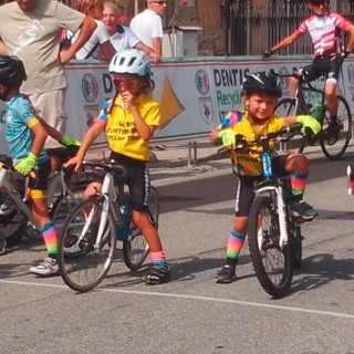 CICLISMO Piccole Canaglie inarrestabili: la Contraband Cycling Team brilla al 44° Gran Premio VC Esperia Piasco