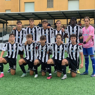 LAVAGNESE / JUNIORES NAZIONALI | ESORDIO ESPLOSIVO PER I RAGAZZI DI BARRESI, LIGORNA ANNICHILITO 4-0