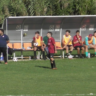 Calcio - Il Ceparana fa visita al Colli Ortonovo