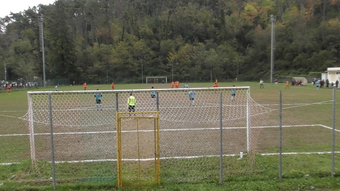 Calcio - Bolanese imbattuta ad Ameglia