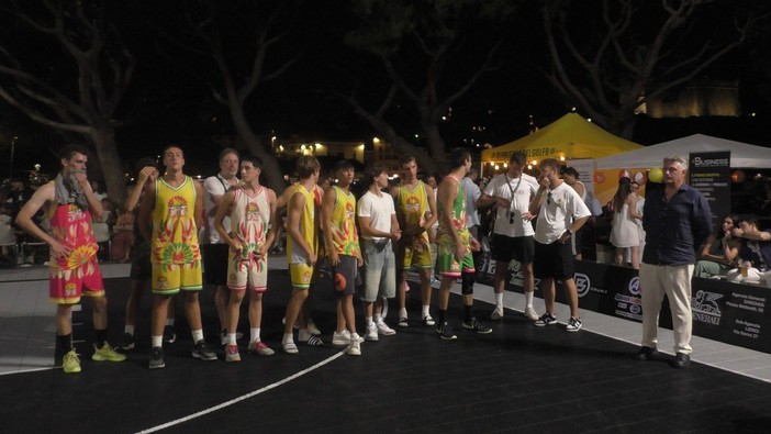 Basket - Tre rinforzi per la Landini Golfo dei Poeti