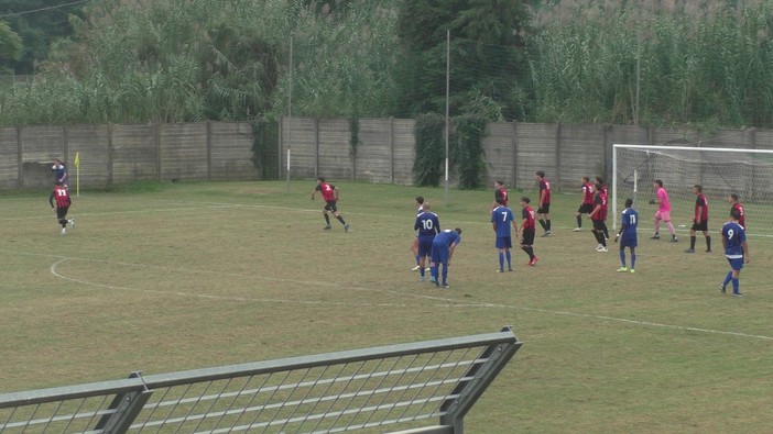 Calcio - Magrazzurri stravince il derby con la Tarros Sarzanese