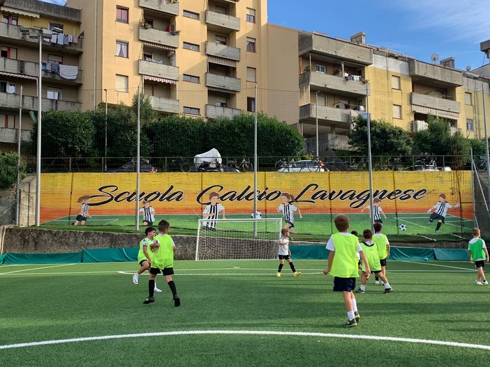 LAVAGNESE / TERMINATO IL NUOVO MURALES DI VIA EKENGREN!