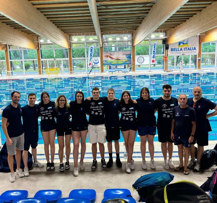 NUOTO USS Dario Gonzatti medagliata agli Assoluti di nuoto pinnato, argento la 4×200 femminile