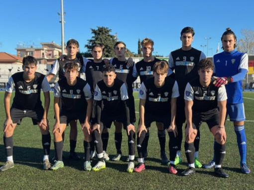 LAVAGNESE JUNIORES NAZIONALI | CASONI ABBATTE L'ALBENGA AL &quot;RIVA&quot; 1-2